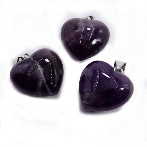 Подвеска Сердечко объемное из камня Аметист на взаимную любовь и верность с любимым человеком 2см