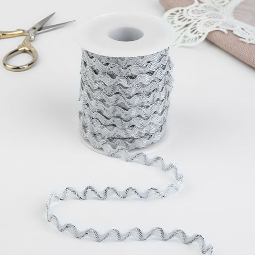 Тесьма отделочная «Вьюнчик» с серебряной нитью, 5 мм, 27±1 м, белая