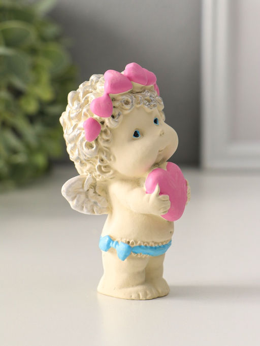 Фигурка «Ангелочек с сердечком», 9.5×5хх4.5 см