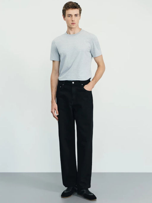 Базовая футболка slim fit / Zarina