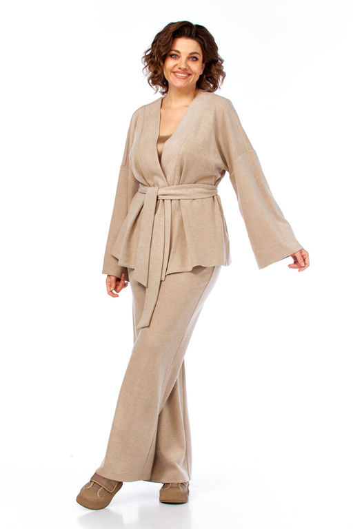 Костюм Diamant 2143 бежевый