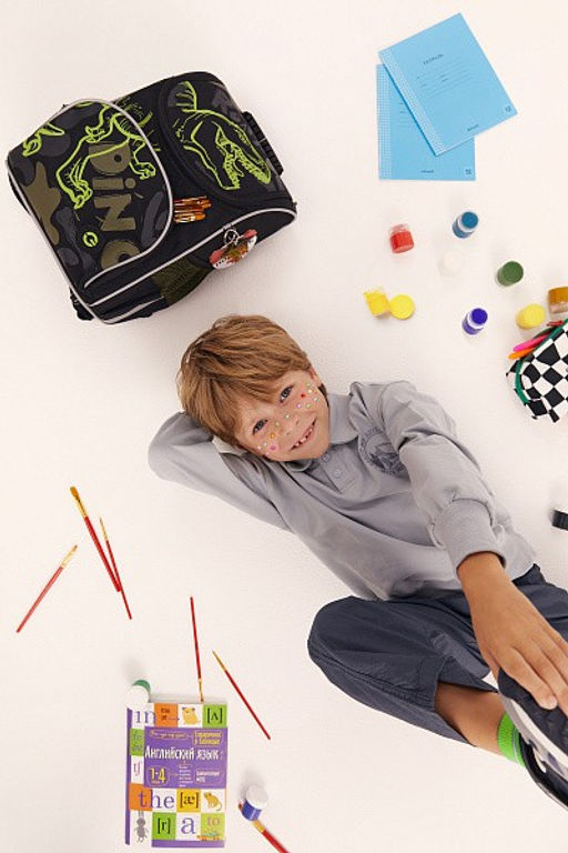 RAm-385-8 Рюкзак школьный с картхолдером на держателе и мешком для обуви - Grizzly фото 26