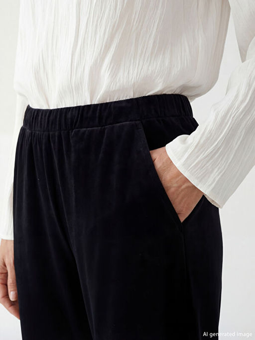 B?y?k Beden Beli Lastikli Kad?n Kadife Pantolon