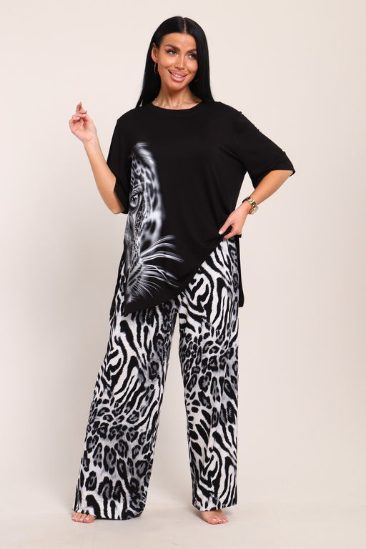 Трикотажный костюм из вискозы 391