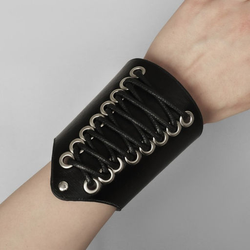 Браслет манжета кожаная «Шнуровка», чёрный, серебряный