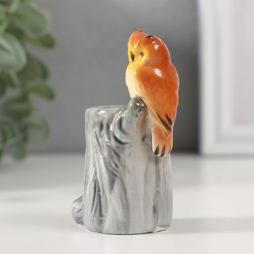 Фигурка - подставка для зубочисток керамика «Филин на пне», 3.7×4.5×8 см