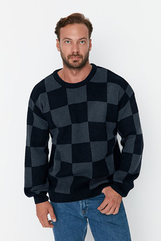 Lacivert Erkek Oversize Bisiklet Yaka Ekose / Kareli Triko Kazak TMNAW23KZ00279 - Trendyolmilla фото 2