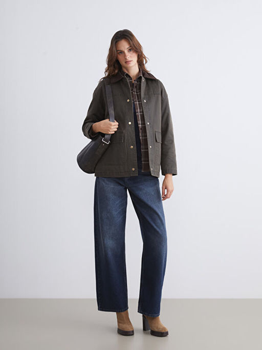 Kadife Yaka Kad?n Mont