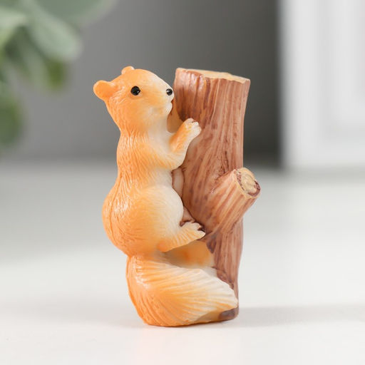 Цена за 2 шт. Фигурка полистоун «Озорная белочка», 2×5×4 см, МИКС