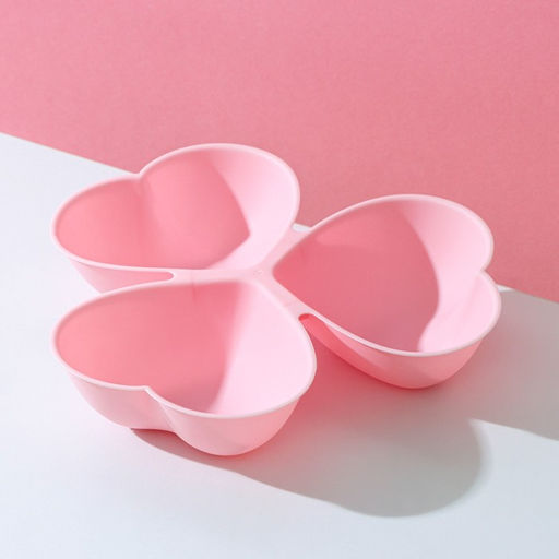 Менажница 3 секции Доляна Сердечки, пластик, 23?21.5 см, розовая