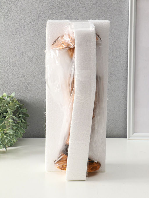 Сувенир полистоун "Африканка в горчичном наряде, в шляпе" 11,5х11,5х33,5 см