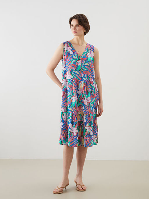 V Yaka ?i?ekli Elbise