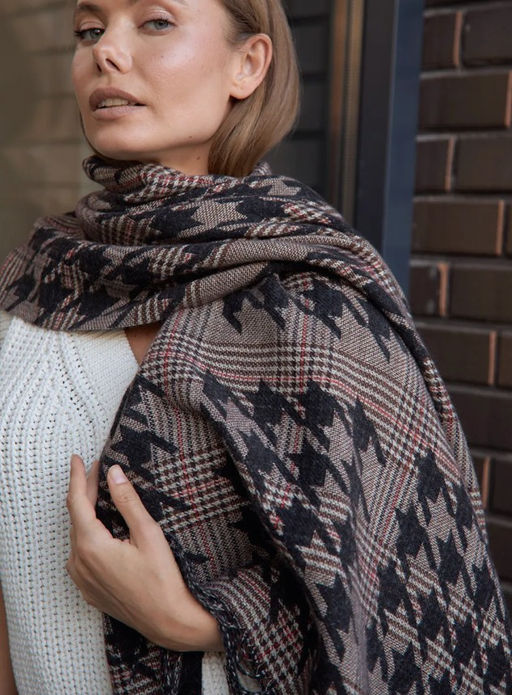 в составе ШЕРСТЬ и КАШЕМИР Большой, мягкий, теплый двусторонний палантин. - Tantino фото 11