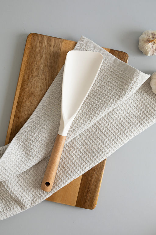 Ложка для мультиварки молочный силикон+нейлон, ручка из бука