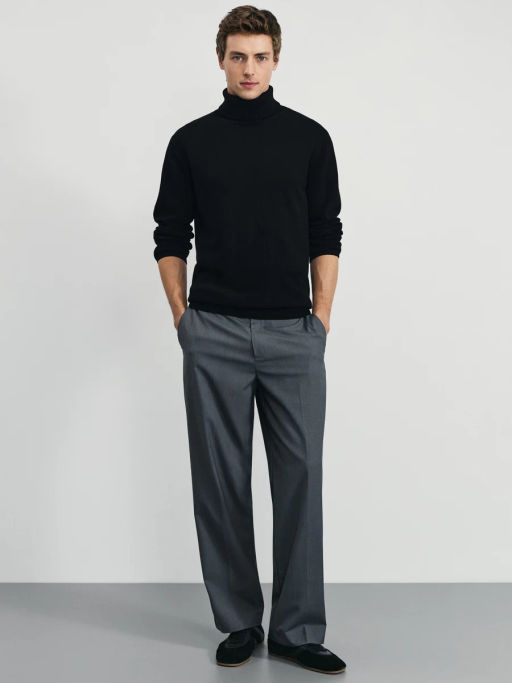 Свитер relax fit с высоким горлом / Zarina