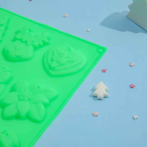 Форма для шоколада новогодняя 3D Доляна Ёлочные игрушки, силикон, 30?30 см, 12 ячеек, синяя  фото 5