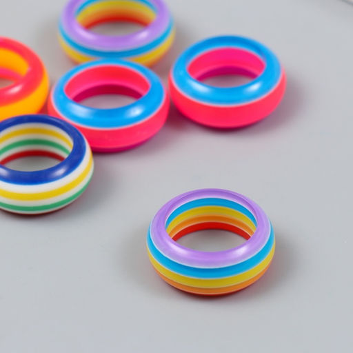 Набор бусин для творчества пластик «Радужное кольцо», набор 6 шт., 1×2.4×2.4 см