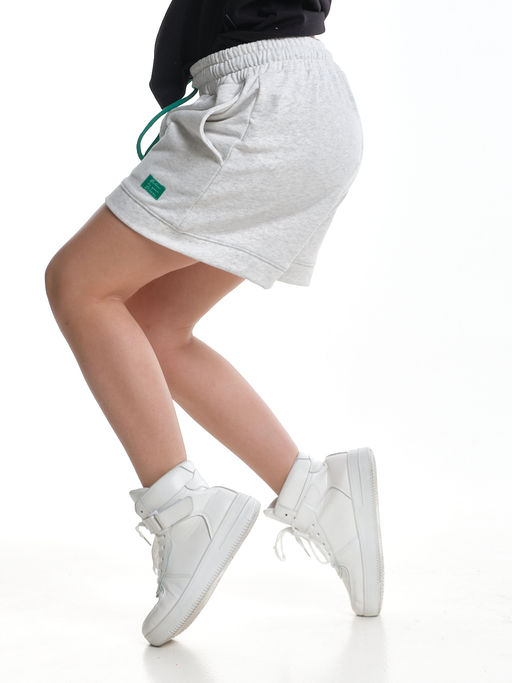 Шорты трикотажные для девочки 22-7629 св.серый меланж - Mini maxi фото 2