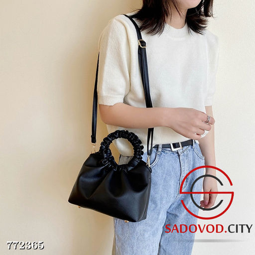 Женская маленькая однотонная сумка на плечо