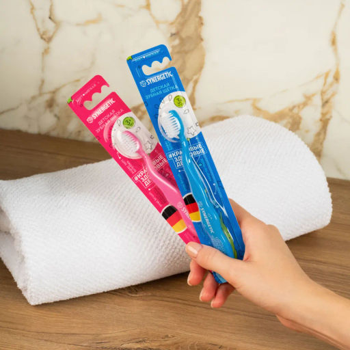 Детская зубная щетка, от 3 до 6 лет, мягкая 1шт. (голубая) - Synergetic фото 13