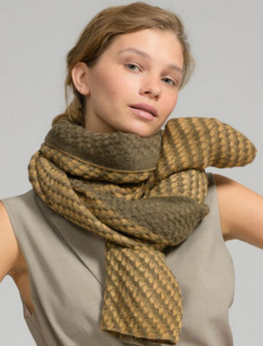 в составе шерсть мягкий двусторонний палантин - Tantino фото 6