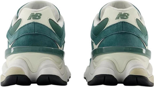 Кроссовки взрослые