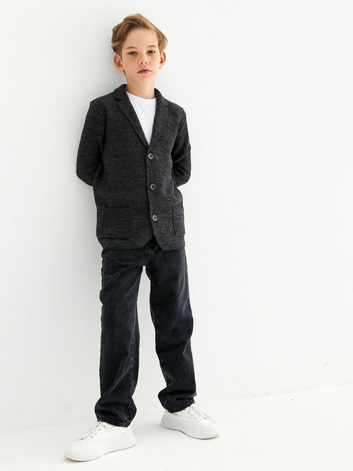 Темно-серый пиджак