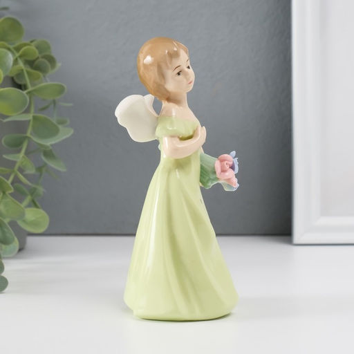 Фигурка керамика Девочка ангел с букетом, 14?6.5?6 см