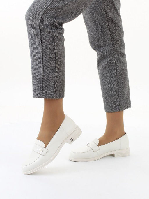 03-DEB2-3 MILK Лоферы женские (натуральная кожа)