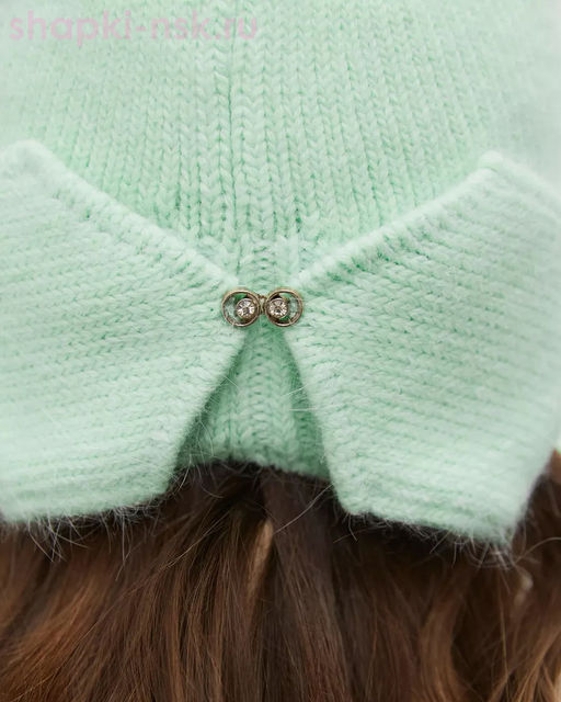 585 WH Ушанка женская (56-58)