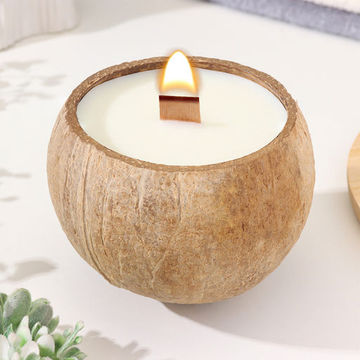 Ароматическая свеча в подсвечнике из кокоса, апельсин, соевый воск, 8×10 см, в коробке