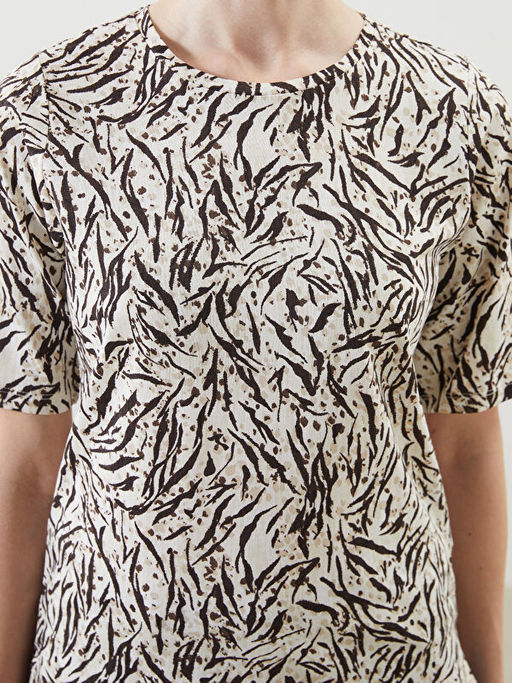 Bisiklet Yaka Desenli Kad?n Ti??rt