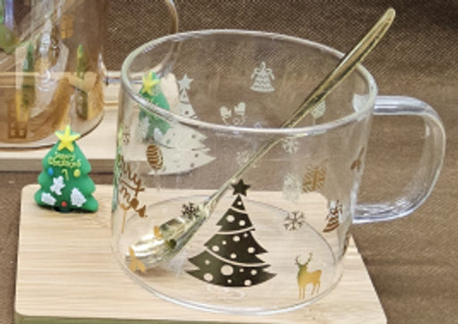 Кружка 350 мл Елка прозрачная с ложкой на деревянной подставке / HB-B5023 /уп 80/ Новогодняя - Галеонтрейд фото 2