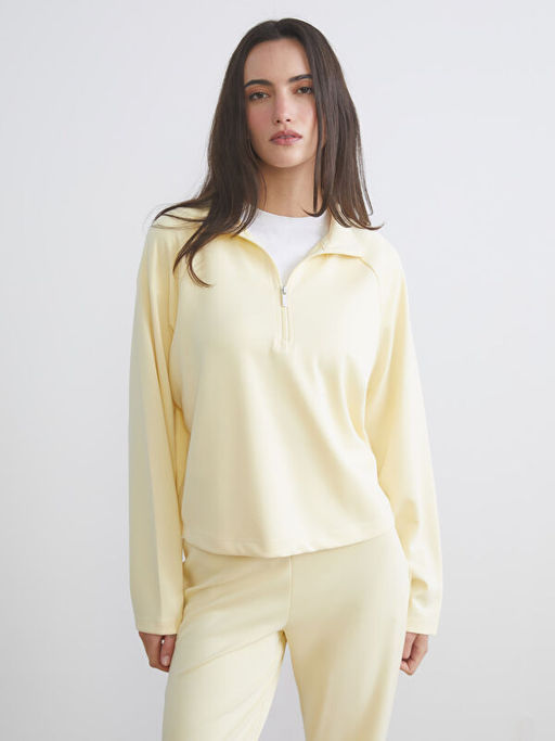 Dik Yaka Oversize Kad?n Sweatshirt