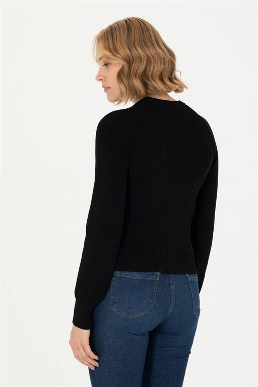 Женский черный свитер с круглым вырезом Неожиданная скидка в корзине - U.s. polo assn фото 5
