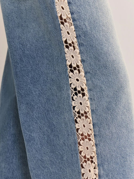 Широкие джинсы с вставками из кружева ZR2605092356-101 / Zarina
