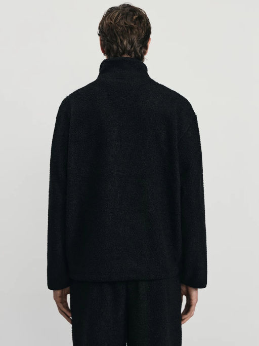 Толстовка relax fit с нашивкой / Zarina