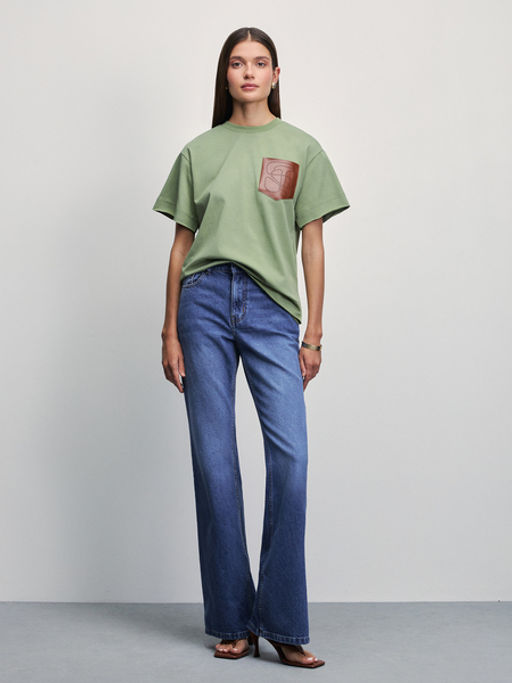 Футболка с карманом из искусственной кожи / Zarina  фото 2