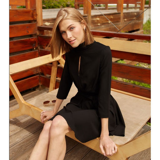 Платье женское короткое MINAKU: Green trend, чёрное, размер 46
