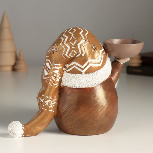 Подсвечник на 1 свечу «Фигурка: Дед Мороз в золотом колпаке с узорами», полистоун, 18×9.5×13 см