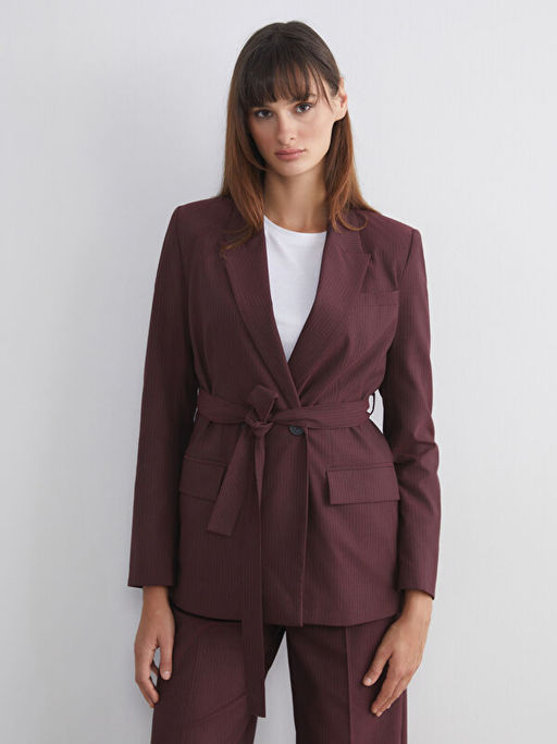 ?izgili Beli Ku?akl? Kad?n Blazer Ceket