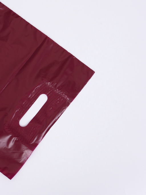 Цена за 50 шт. Пакет полиэтиленовый с вырубной ручкой, Винно-Бордовый 30×40 см, 30 мкм