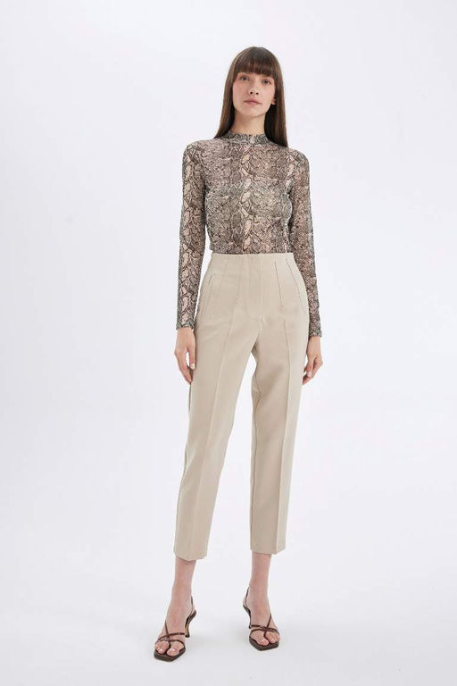 Женская приталенная футболка с длинным рукавом из тюля со змеиным узором и полуводолазкой приталенного кроя - Defacto фото 2