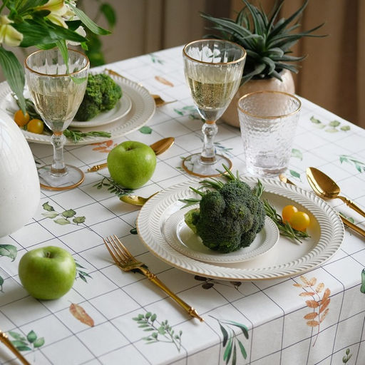 Скатерть «Этель» Flora 149×180 см, 100% хлопок, саржа 190 г/м²