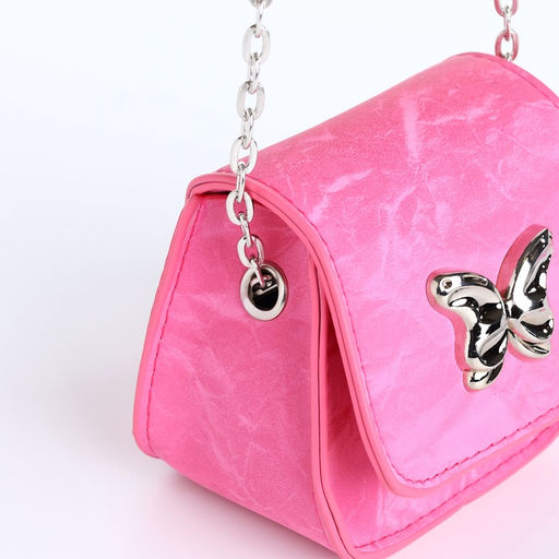 Сумка мини-клатч на магните, на длинной цепочке, розовая