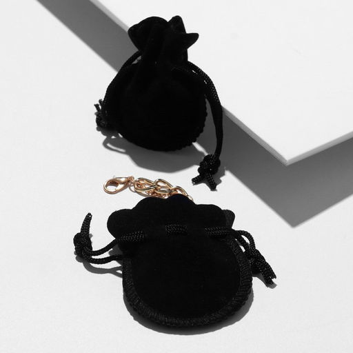 Цена за 100 шт. Мешочек бархатный, 4?5 см, чёрный