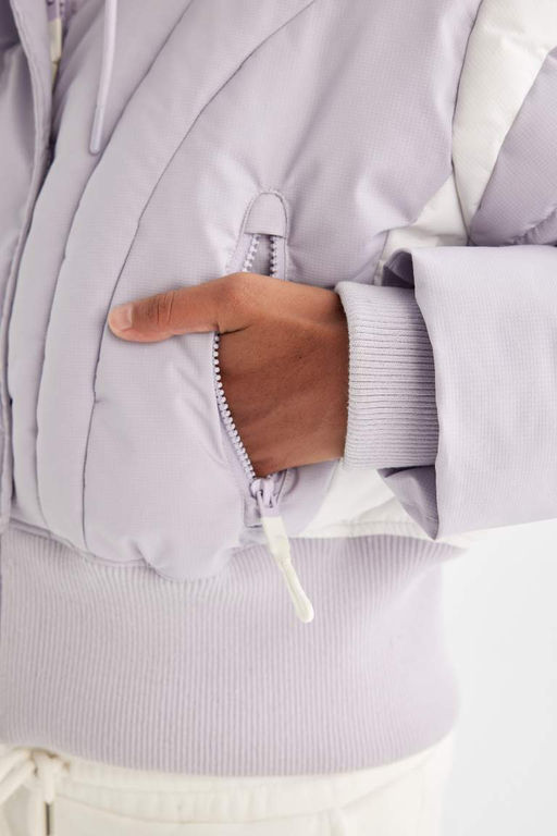 Водоотталкивающая укороченная водонепроницаемая куртка-пуховик с капюшоном и карманом на молнии DeFactoFit  фото 6