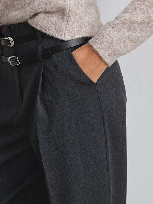 Beli Kemerli Geni? Pa?a Kad?n Pileli Pantolon