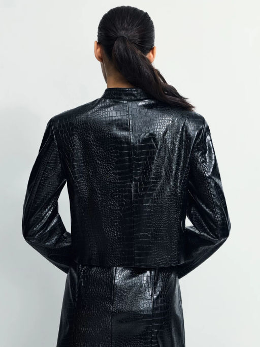 Приталенный жакет из искусственной кожи / Zarina