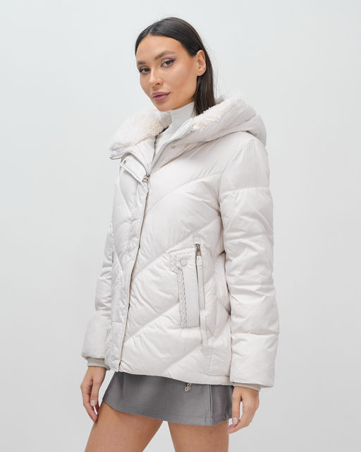 Куртка зимняя женская из овчина стильная и модная бежевого цвета 7348B - Visdeer фото 8